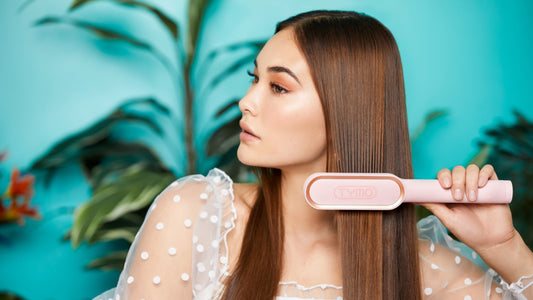 how to get rid off flyaways when straightening your hair