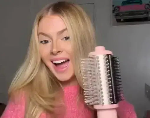 Volume longue durée : pourquoi combiner une brosse soufflante avec des bigoudis chauffants change la donne