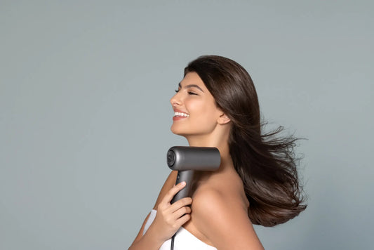 The Ultimate Guide to Choosing a Professional Hair Dryer: Salon-Quality Power Without Breaking the Bank