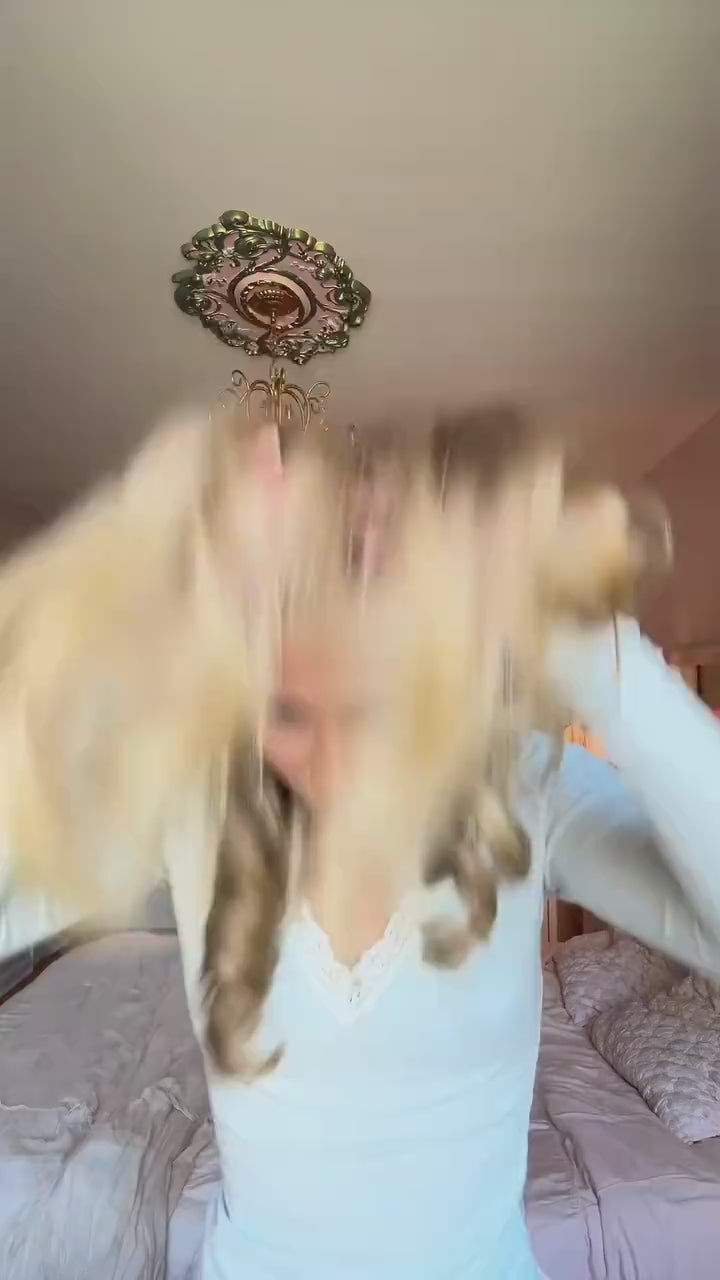 Shop by style video - Natural Blowout 